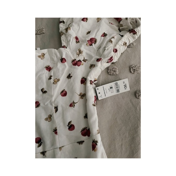 Ardene Cute Strawberry Dress - Picture 3 of 4